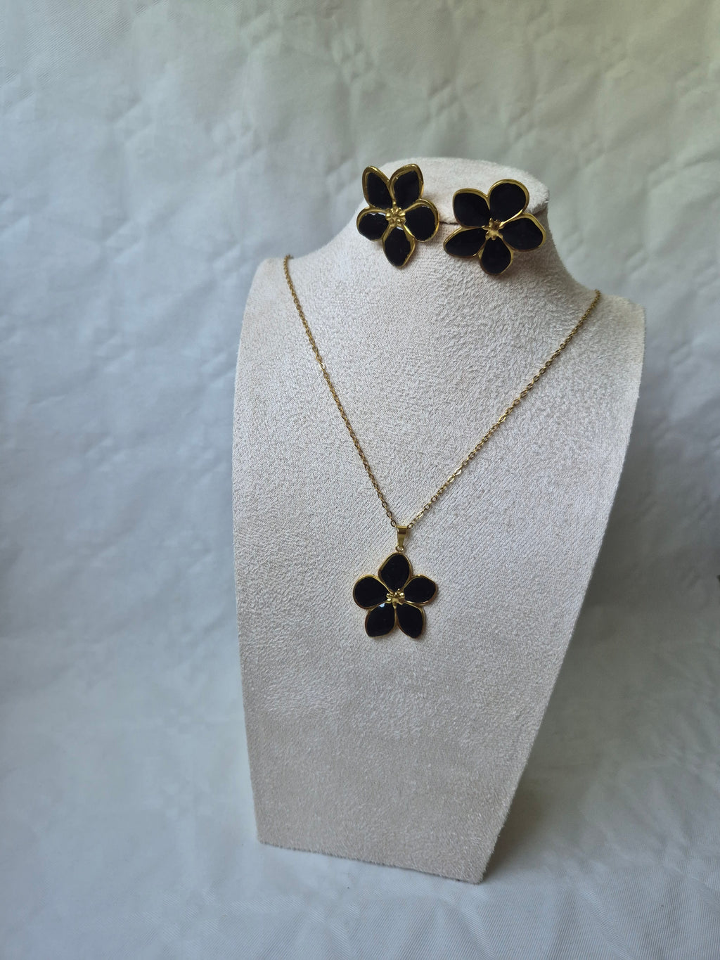 Parure Collier et Bracelet Fleur en Émail – Acier Inoxydable Doré et noir