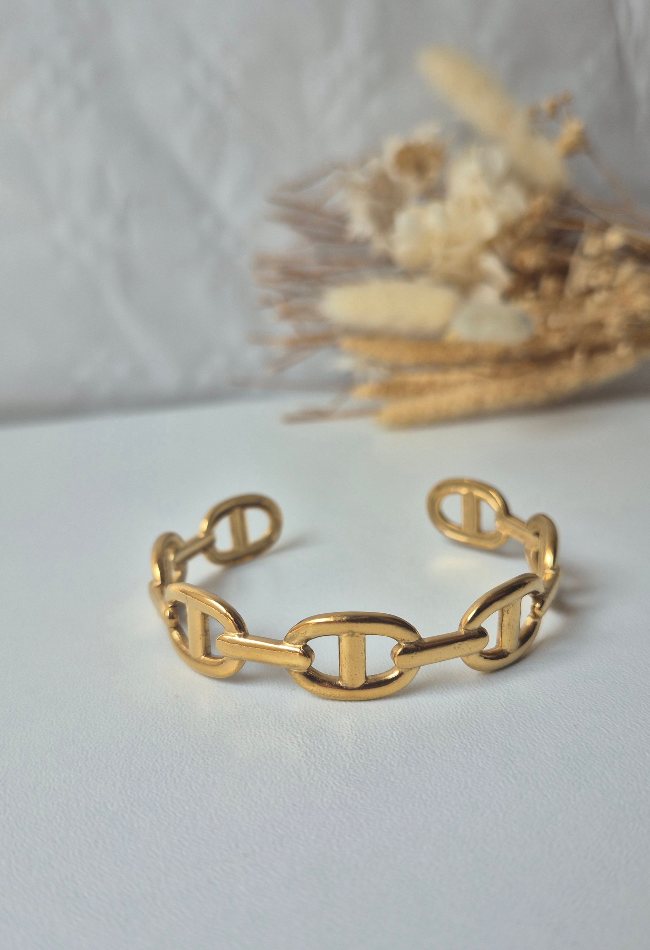 Bracelet Chaîne Ovale en Acier Inoxydable Doré – Élégant & Intemporel