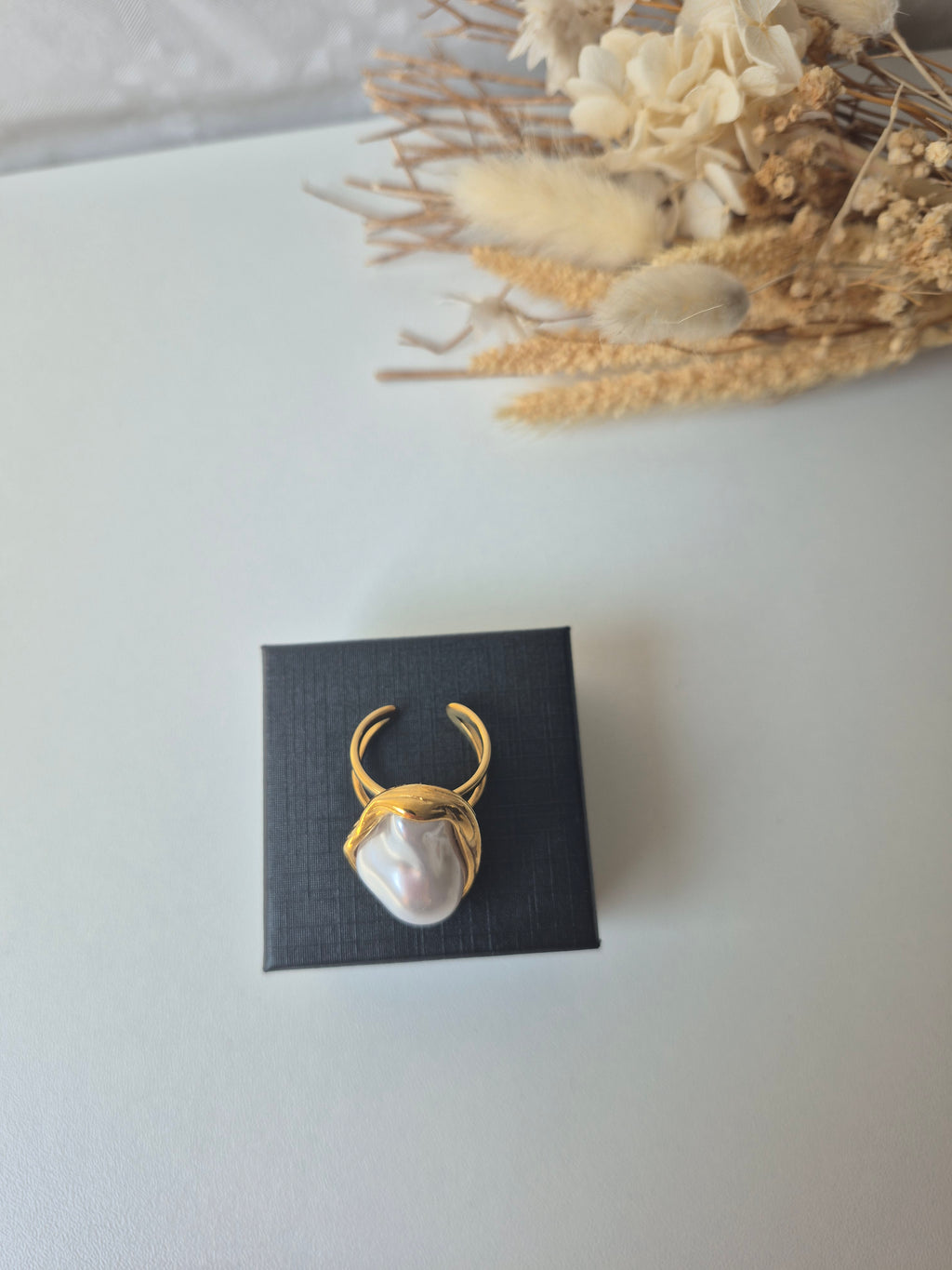 Bague Ajustable Perle Baroque Élisa – Acier Inoxydable & Plaqué Or 18K