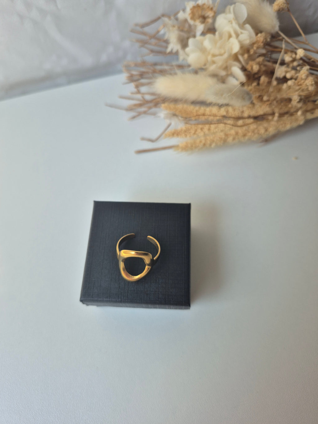 Bague Silhouette Dorée 18K – Acier Inoxydable Réglable