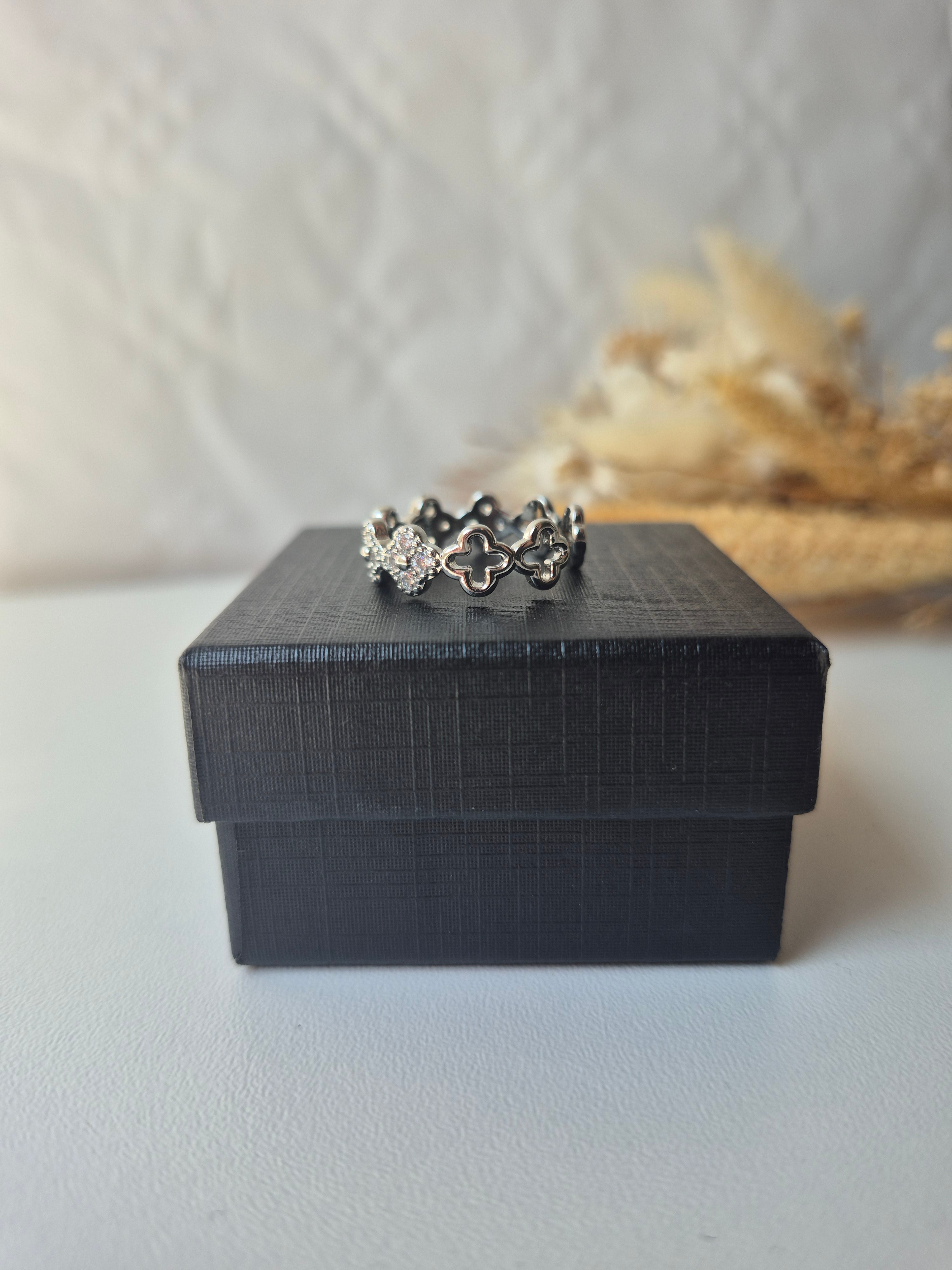 Bague Vintage Plaquée Or 18K Ajustable – Zircon Brillant – Taille Réglable