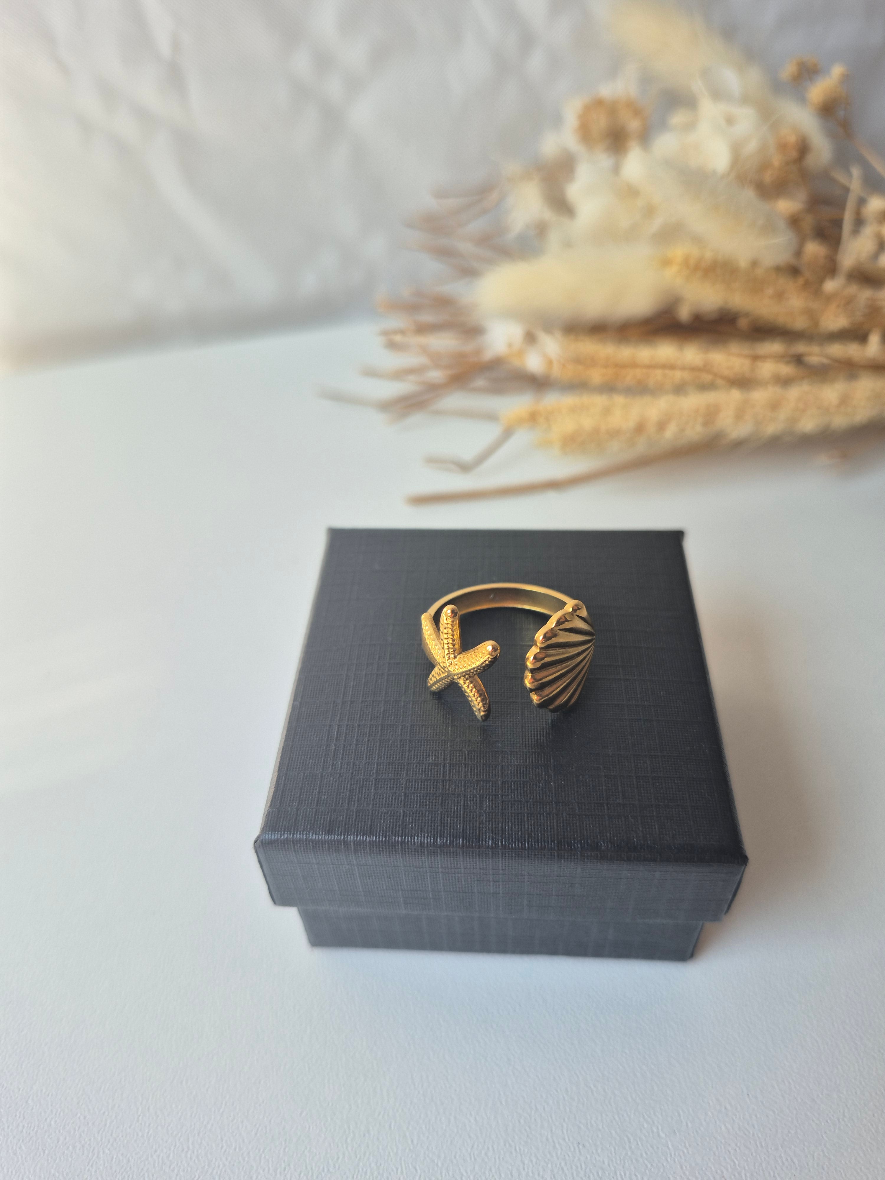 Bague Ajustable Dorée Coquillage & Étoile de Mer en Acier Inoxydable 304 – Style Bohème Chic
