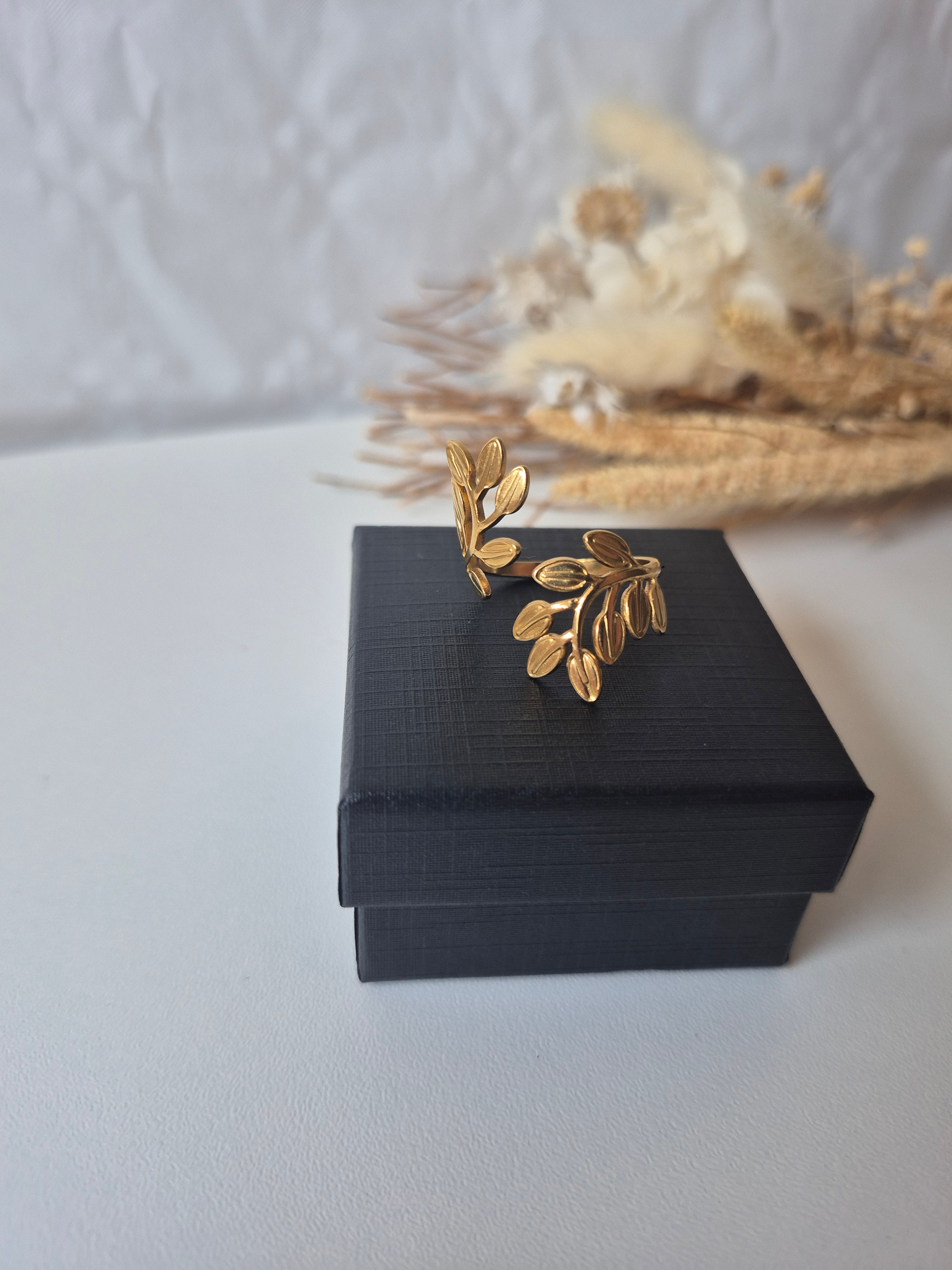 Bague Feuille d'Olivier – Plaqué Or & Acier Inoxydable Water resistant