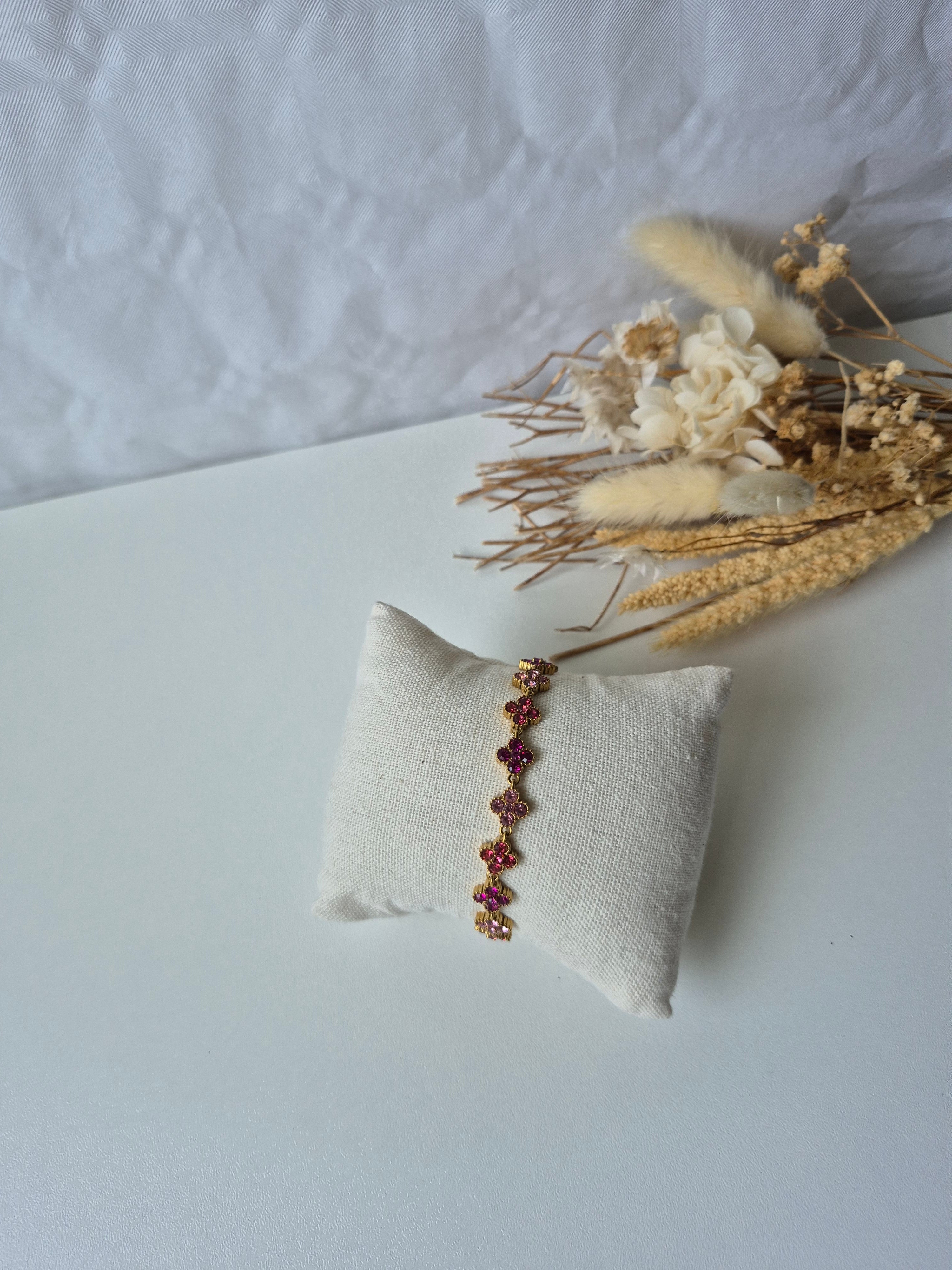 Bracelet Porte-Bonheur Trèfle Strass Camaïeu de Rose  – Doré à l'Or Fin