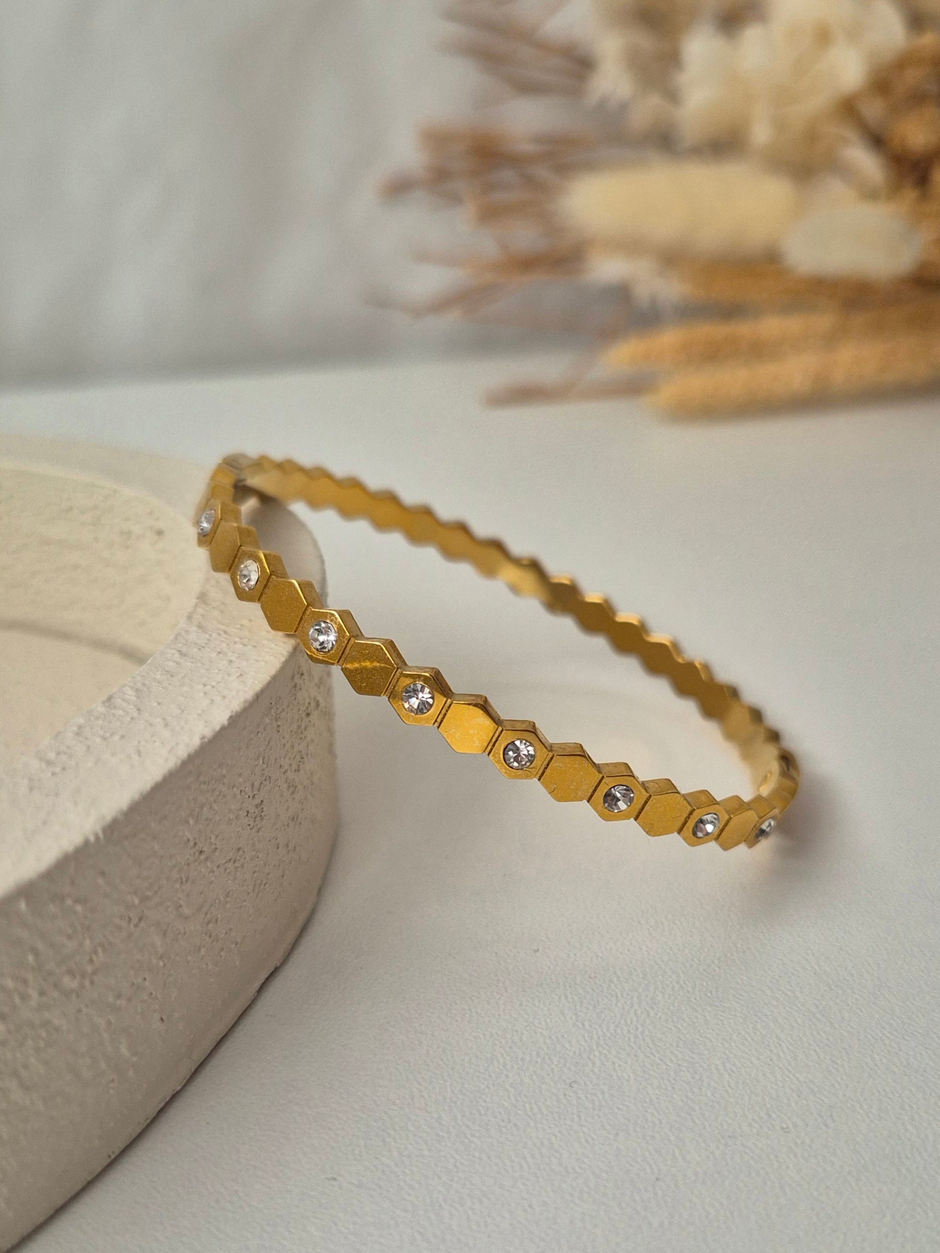 Bracelet Jonc Alvéolé Doré & Oxydes de Zirconium – Collection Alvéole