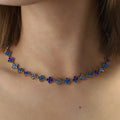 Collier Porte-Bonheur Trèfles Sertis de Cristaux Bleus – Résistant à l'Eau